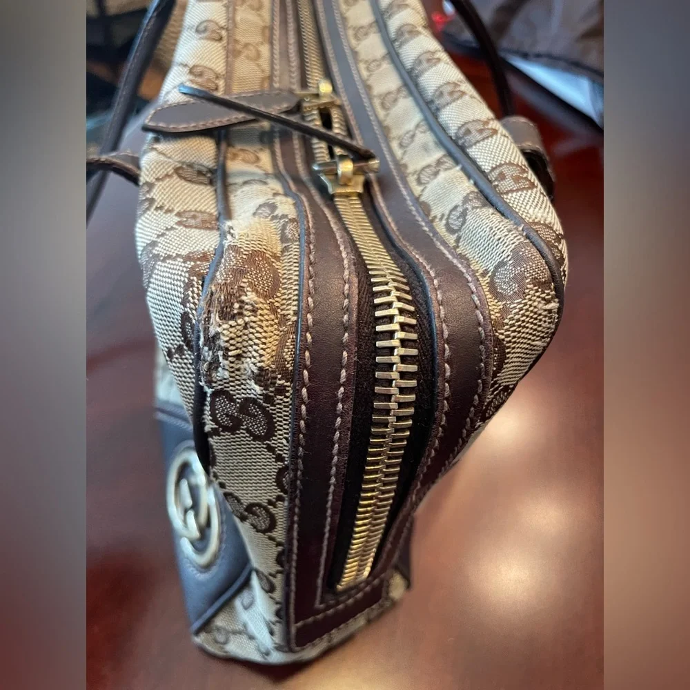 Vintage Gucci Beige and Brown Monogram Shoulder Bag - Picture 10 of 15